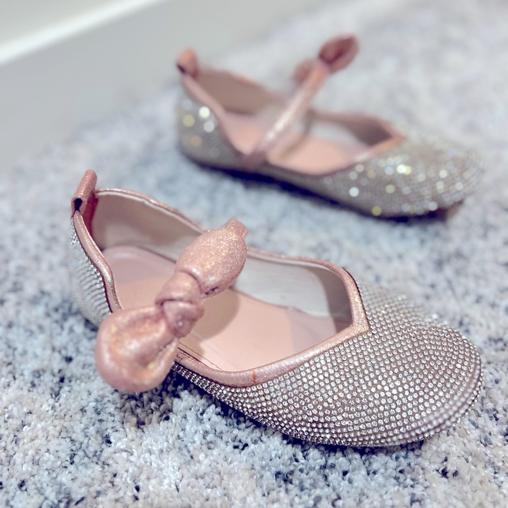 Kid size 1 sparkly ballet flat with Velcro strap